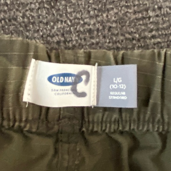 Boys 10/12 Old Navy Shorts - Picture 3 of 4